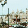 Njihov život jeste „Švicarska“ one su najbogatije naslednice na Balkanu Mlade su lepe, pametne i uspešne! Letuju na Azurnoj…