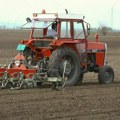 Dodeljeni ugovori Finansira se nabavka opreme za poljoprivredne stručne službe u AP Vojvodini, vrednosti 12,8 miliona dinara