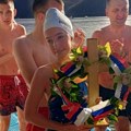 Najmlađi učesnici imali samo sedam godina: Na Zlataru do krsta prva doplivala tinejdžerka Jana (14)