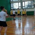Prvenstvo u rukometu na Čukarici: Prvu poziciju zauzeli učenici Osnovne škole "Miroslav Antić"
