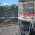 (Video) Haos na Novom Beogradu: Sudarili se autobusi gradskog prevoza, jednom slomljena šoferšajbna