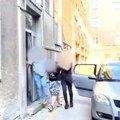 MUP: Prijava protiv mladića koji je iz praćke gađao pristalice SNS i policajce