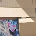 (Foto) Zaplenjeno 11.000 paklica cigareta u vrednosti od četiri miliona dinara kod Raške