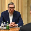 Vučić najavio pokretanje portala putem kog će građani slati pritužbe na ‘bahate’ funkcionere