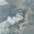 Због ерупције вулкана Анак Кракатау обустављени летови у Џакарти