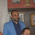 "I treba da me snimiš, ti nisi neki prizor": Direktor JKP Obrenovac obilazio sela, meštani ga oterali VIDEO