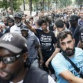 Francuzi opet na ulicama Pariza uprkos zabrani: Stotine demonstranata marširalo protiv policijskog nasilja uprkos zabrani