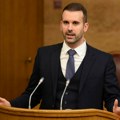 Knežević pita Spajića o mogućoj realizaciji dvojnog državljanstva sa Srbijom