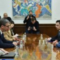 Vučić se vratio radnim obavezama: Sastao se sa Bocan-Harčenkom