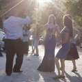 U ovom gradu na Balkanu, očevi na pijaci prodaju nevine ćerke budućim muževima: "Ako je stvarno lepa, cena može da poraste"…