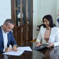Užičkim vukovcima grad obezbedio besplatno letovanje na moru, đacima generacije posetu bratskom gradu u Francuskoj