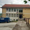Skupoceni telefon kupljen preko računa Centra za socijalni rad ponuđen na oglasima upola jeftinije