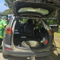 Strava i užas u automobilu Zver od metar i po se ušunjala čoveku među noge - trenutak kasnije krenuo da vrišti! (foto)