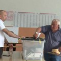 CIK u Prištini: Do 13 sati izlaznost 15,86 odsto; najveća u srpskim sredinama