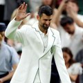 Novak u sakou i pozivnica za venčanje, Osaka u kimonu: Počeo je Vimbldon