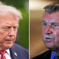 Доналд Трамп остао у шоку кад је чуо речи новинара: "Преминуо је Мајк Дитка? Тужан сам"