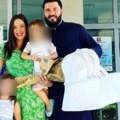 Danica Crnogorčević napustila porodilište Suprug sveštenik i deca došli po nju