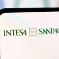 Italijanska antimonopolska agencija ispituje prelazak klijenata Intese na mobilnu jednicu