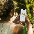 Gmail dobija pametne odgovore koje pokreće AI VIDEO