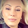 Bivša Žike Jakšića za rođendan dobila luksuzni auto i cveće: Voditeljka se pohvalila poklonima (Foto)