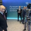 Робот плесао за Путина: Приказан технолошки напредак вештачке интелигенције руских компанија (видео)