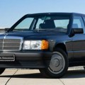 На продају Мерцедес 190 с пређених 9.065 километара за 36 година