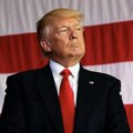 Trump: Iran nam je poslao dar vrijedan gomilu novca