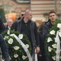 Ko je sve došao na sahranu Duška Vujoševića: Legende, političari, pevači, hiljade ljudi pozdravilo generala