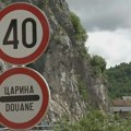 AMSS: Putnička vozila na granicama čekaju do 20 minuta