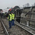 Rusija pogodila ukrajinski voz ubrzo nakon što su Boris Džonson i evropski zvaničnici napustili stanicu