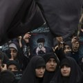 Почела погребна церемонија иранског председника, трајаће три дана, убрзане припреме за изборе