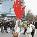 „Nećete nas gaziti“: Protesti širom Srbije zbog pokušaja ubistva devojke