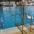 SRC „Prozivka“ ugradio hidrauličnu stolicu za osobe sa invaliditetom za veliki bazen