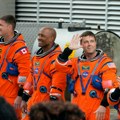(Video) Astronauti se smrzavaju u svemiru: Ovako protiču prvi sati posade na Orionu, uživaju u pogledu i 189 ponuđenih obroka…