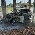 (Video) Automobil izgoreo na pumpi: Drama na ulazu u Rumenku, vatrogasci na licu mesta