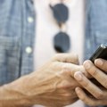Srpski turisti na meti SMS prevara u Grčkoj: Od lažnog predstavljanja do "otmice" rezervacija smeštaja