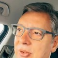 "Lažu, a gledali su moj put do Kragujevca uživo" Vučić o navodima da je helikopterom išao na miting SNS, objavio snimak od tog…