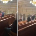 Prag pod opsadom: Dok su poslanici glasali u 4 ujutru, demonstranti pokušali da upadnu u parlament