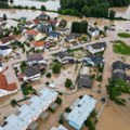 U Sloveniji na snazi crveni meteoalarm - rastu nivoi reka, šteta veća od pola milijarde evra