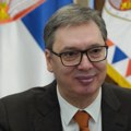 Vučić čestitao Božić nadbiskupu Nemetu i vernicima koji slave po gregorijanskom kalendaru