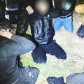 U čamcu kod Malog Zvornika vozio 12 migranata: Državljanin BiH čim je video policiju skočio u reku