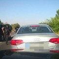 Razbili staklo automobila da izvuku osumnjičenog Drama na Vračaru: Dvojica policajaca povređena tokom hapšenja