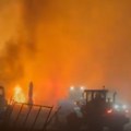 (Video) Apokalipsa u Grčkoj! 82 požara za 24 sata, vatra van kontrole guta kuće, maslinjake i fabrike: Vatrogasci nemoćni, jak…