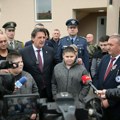 Gašić u Kruševcu posetio sedmočlanu porodicu borca sa Košara u novoj kući
