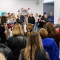 Otvorena izložba „Ide maca oko tebe…“umetnice Selene Vicković u galeriji Novembar (FOTO)