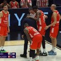 Katastrofa za Zvezdu! Povredio se i Ebuka Izundu, košarkaša crveno-belih izneli sa terena
