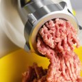 Како да знате да је млевено месо свеже и без додатака? На ових неколико ствари обратите пажњу и неће моћи да вас преваре