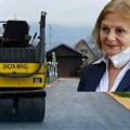 Nova kapitalna investicija SNS: Stigao asfalt do kuće gradske većnice