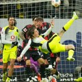 Spektakl u Nemačkoj! "Prštalo" na sve strane, Ajntraht poveo u 92, pa primio gol u poslednjem minutu!