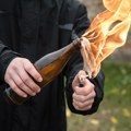Bačen Molotovljev koktel na lokal na Novom Beogradu